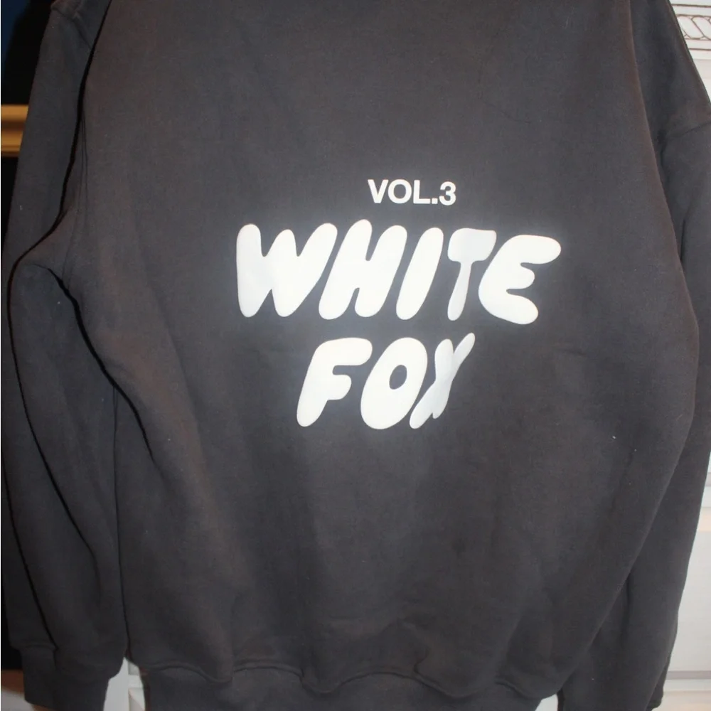 🖤 White Fox “Offstage” Hoodie – Shadow Gray (XS/S) - Picture 5 of 7